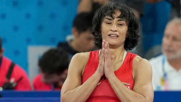Wrestling's global governing body UWW backs WFI in Vinesh Phogat standoff