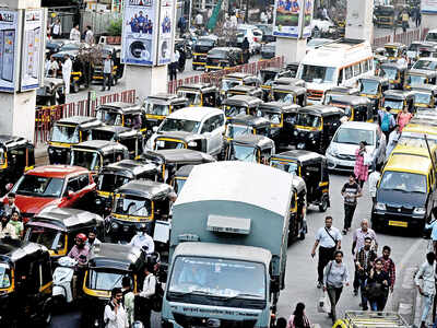 Cabs, autorickshaws to soon have rooftop ‘status updates’