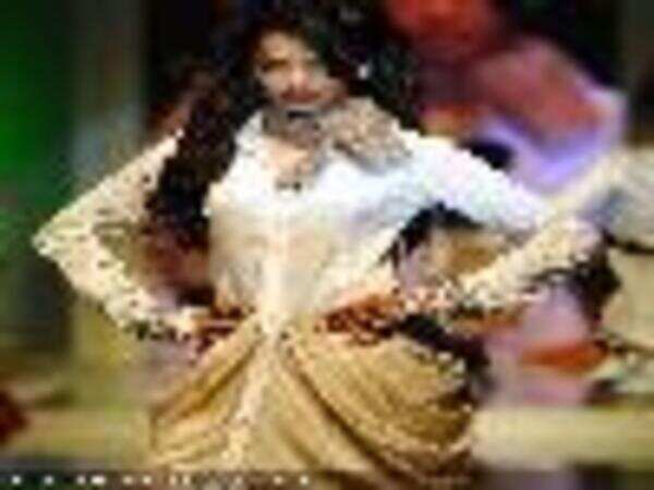 Mugdha Godse misses her unit