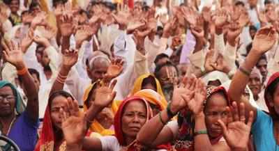 300 Dalits convert to Buddhism in Gujarat