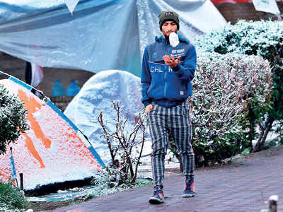 Ultra-rare snowfall carpets Baghdad