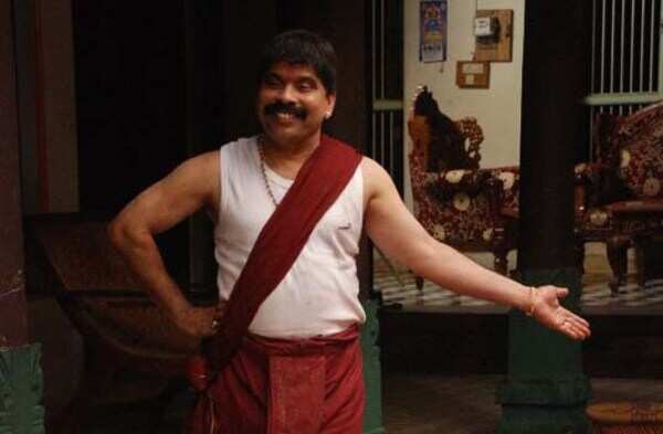 'Power Star' Srinivasan back in action