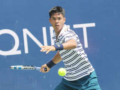 Somdev Devvarman finds a unique ‘obstacle’