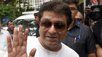 Maharashtra Navnirman Sena chief Raj Thackeray visits Kalighat temple in Kolkata 