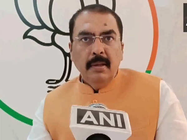 Give up crime or leave Bihar, warns BJP state chief