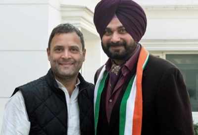 Navjot Singh Sidhu joins Congress the low-key way
