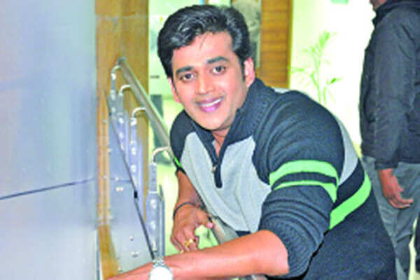 Bhojpuri film industry has to curb obscenity: Ravi Kishan