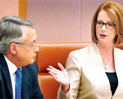 Oz PM Julia Gillard mocked in sexist fundraiser menu