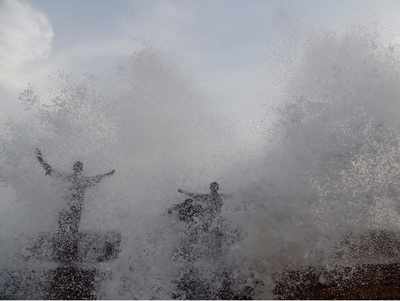 Mumbaikars, beware! High tide of about 4.69 meter is expected at noon