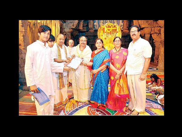 Hyderabad devotee donates Rs 1 crore to Tirupati temple