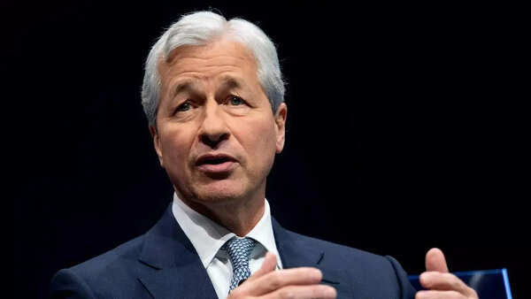America's largest bank JPMorgan CEO Jamie Dimon has a career advice for everyone, and it is these three words