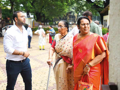 Sena leader’s mother walks up to polling room due to wheelchair paucity at booth