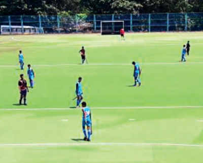 In Mumbai heat, U-15 and U-17 kids made to play semis and final of inter-school hockey competition on same day