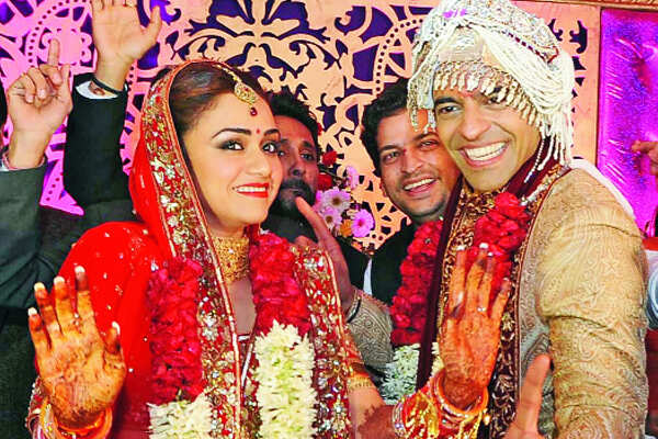 TV actors attend Himmanshoo Ashok Malhotra and Amruta Khanvilkar’s Delhi wedding