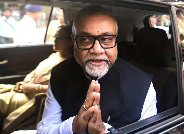 Tapas takes oath as pro tem speaker, CM & mins at event