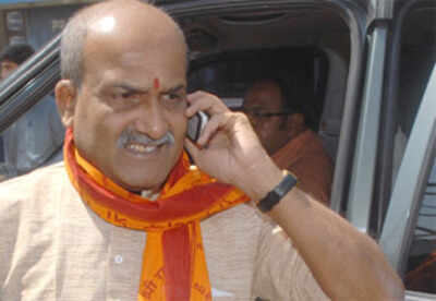 2009 Mangalore pub attack: Court acquits Sri Ram Sene Chief Pramod Muthalik, 25 others