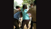 On cam: Scuffle breaks out between couple and cops in Gurugram 