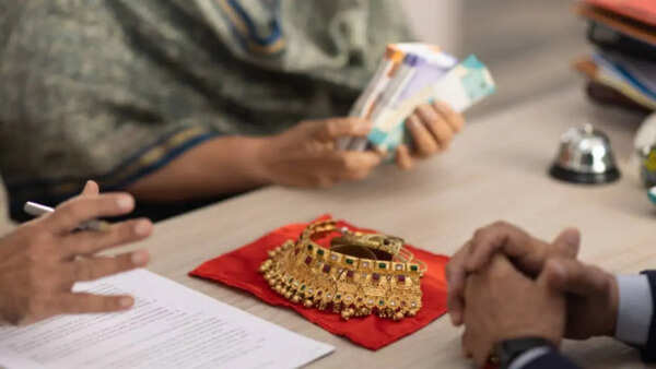 'Marriage not a license for exploitation': Allahabad HC imposes ₹15 lakh fine on advocate husband for 'economic abuse' on wife
