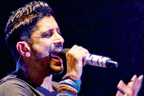 I respect Mahesh Babu a lot: Farhan Akhtar