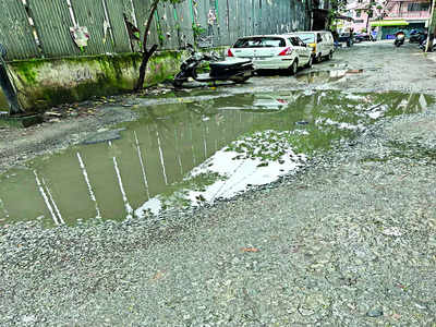 Craters irk another Bengaluru locality