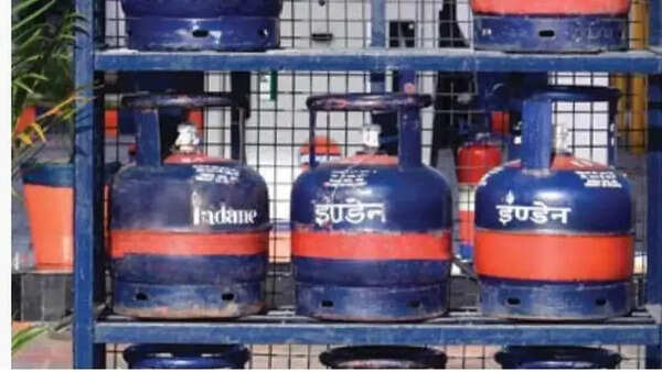 Food prices go up in Mysuru hotels amid LPG crisis
