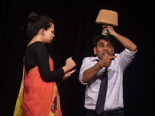 Comedy of errors comes to Noida