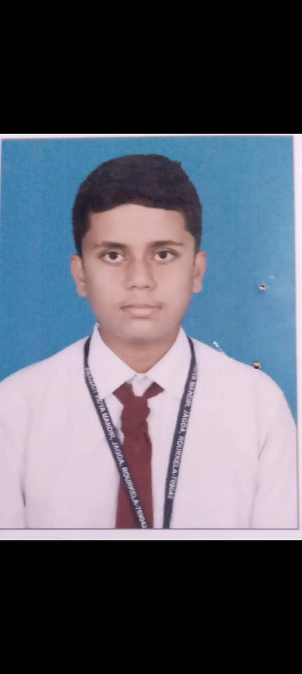 Sons of auto driver and carpenter script HSC success in Rourkela