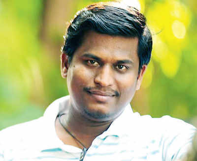 Young writer returns Akademi award in protest