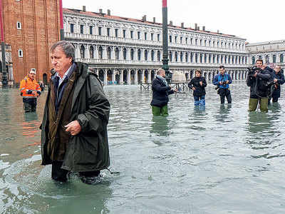 Venice devastated by highest tide in 50 yrs