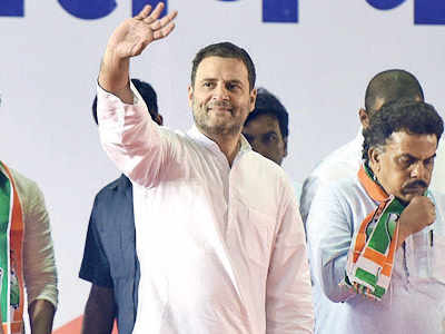 Cong chief attacks PM at booth workers rally