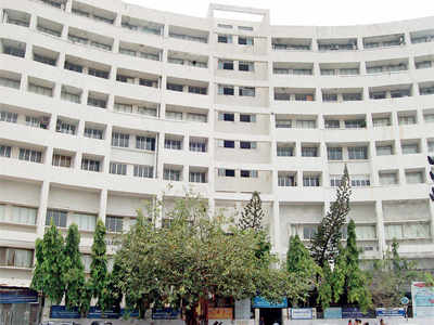 Autonomy of Jai Hind and Mithibai colleges stuck in red tape