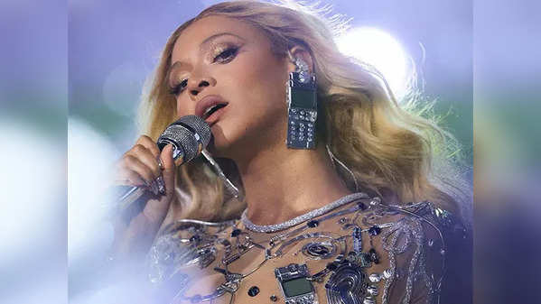 Beyoncé to headline halftime of ravens-Texans Christmas day game on Netflix