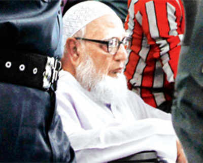 Top Islamist, 91, gets 90 years jail