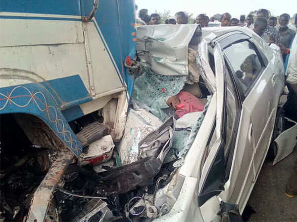 Four of a family killed in road accident at Prakasam district
