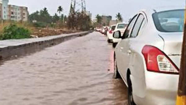 How 40-minute heavy rain brought Bengaluru IT hub to its knees