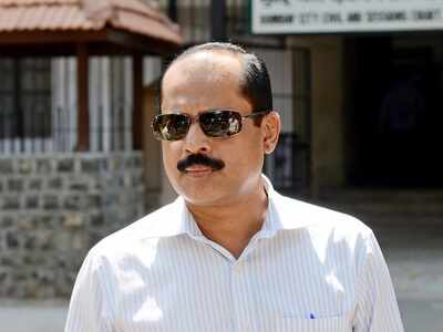 Amid Sachin Vaze's arrest, Milind Kathe appointed as Mumbai Police's Crime Intelligence Unit chief