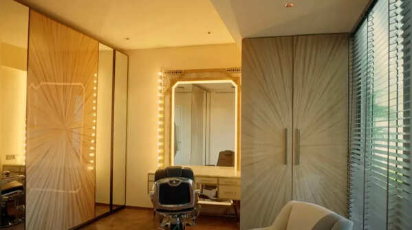 An entire room turned into a closet