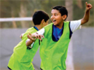 Mathikere multi-sport facility displaying its Church Street licence from BBMP