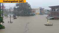 MP’s Hoshangabad inundated as Narmada river swells 