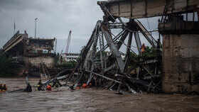 Hamirpur Bridge Collapse During Heavy Storm Leaves Six Dead, Several Workers Still Trapped | Watch