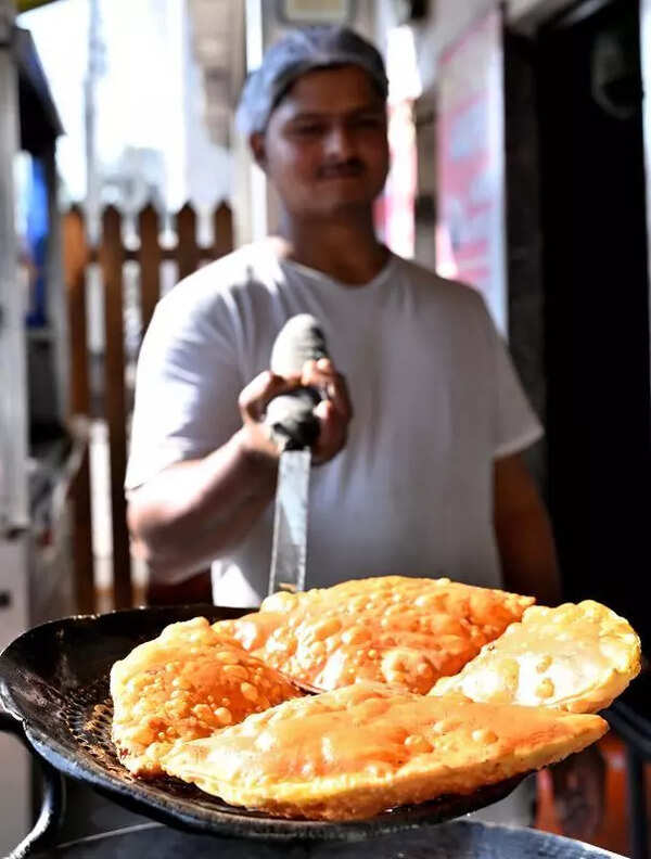 Looking for Lukhmi: A Royal Snack From Hyderabad Now Finds Few Patrons