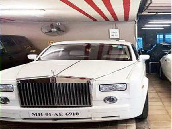 Alert investor stops sale of builder’s Rolls-Royce