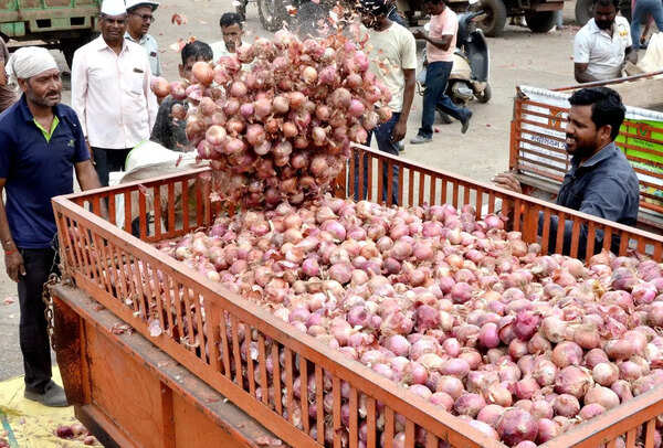 Average wholesale price of onions up 20% in APMCs across Nashik
