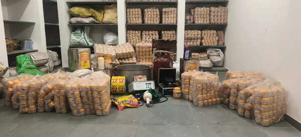 Mandvi cops bust unit making spurious ghee