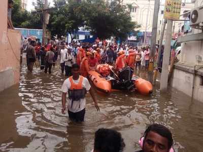 Rains play havoc for the third day in Hyderabad