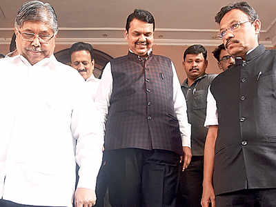 Devendra Fadnavis steps down as CM, likely to be the leader of Opposition