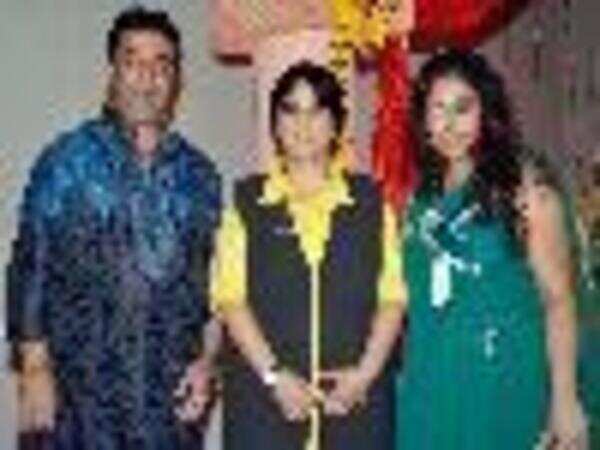 Zayed Khan and Dia Mirza at Sankalp Dandiya
