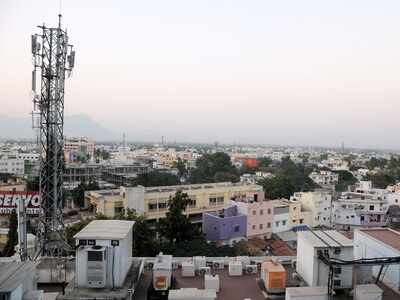 Vodafone customers across India report network outage