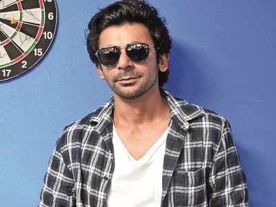 Sunil Grover wishes the ace comedian a happy married life