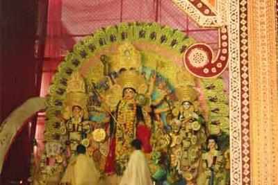 Western suburbs host elaborate Durga Puja